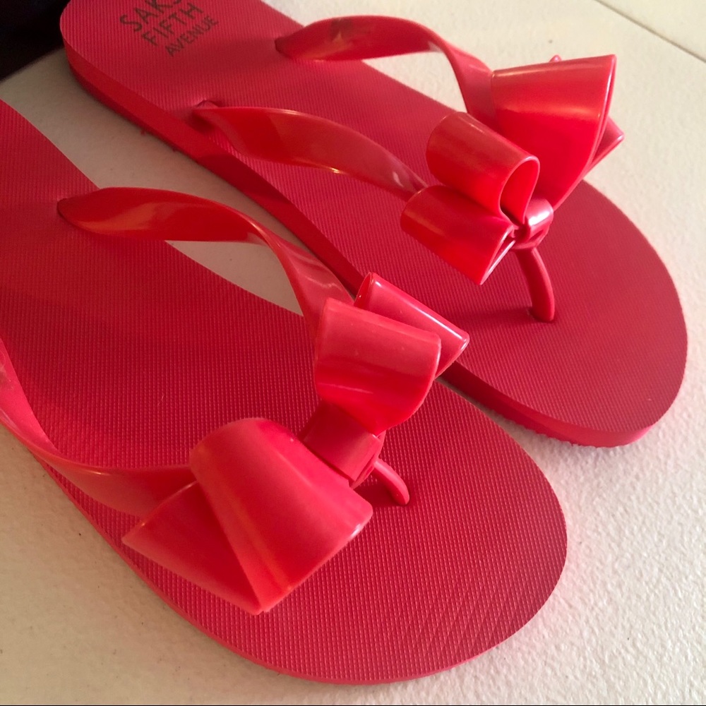 Saks Fifth Avenue Bow Flip Flop Sandals sz 9